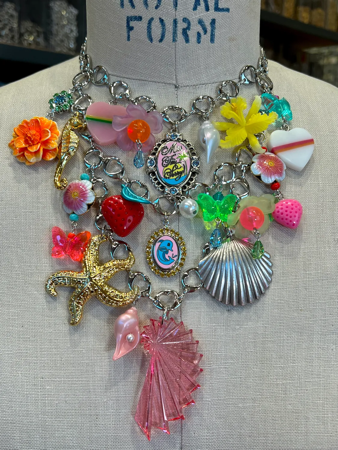 AMERICAN DREAM NECKLACE