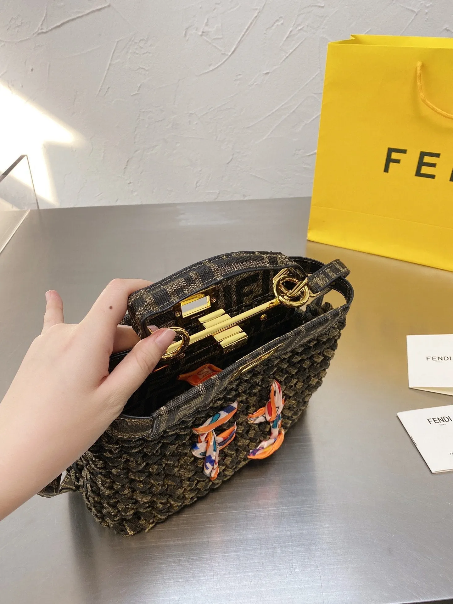 EN   Designer bags by Fendi 191