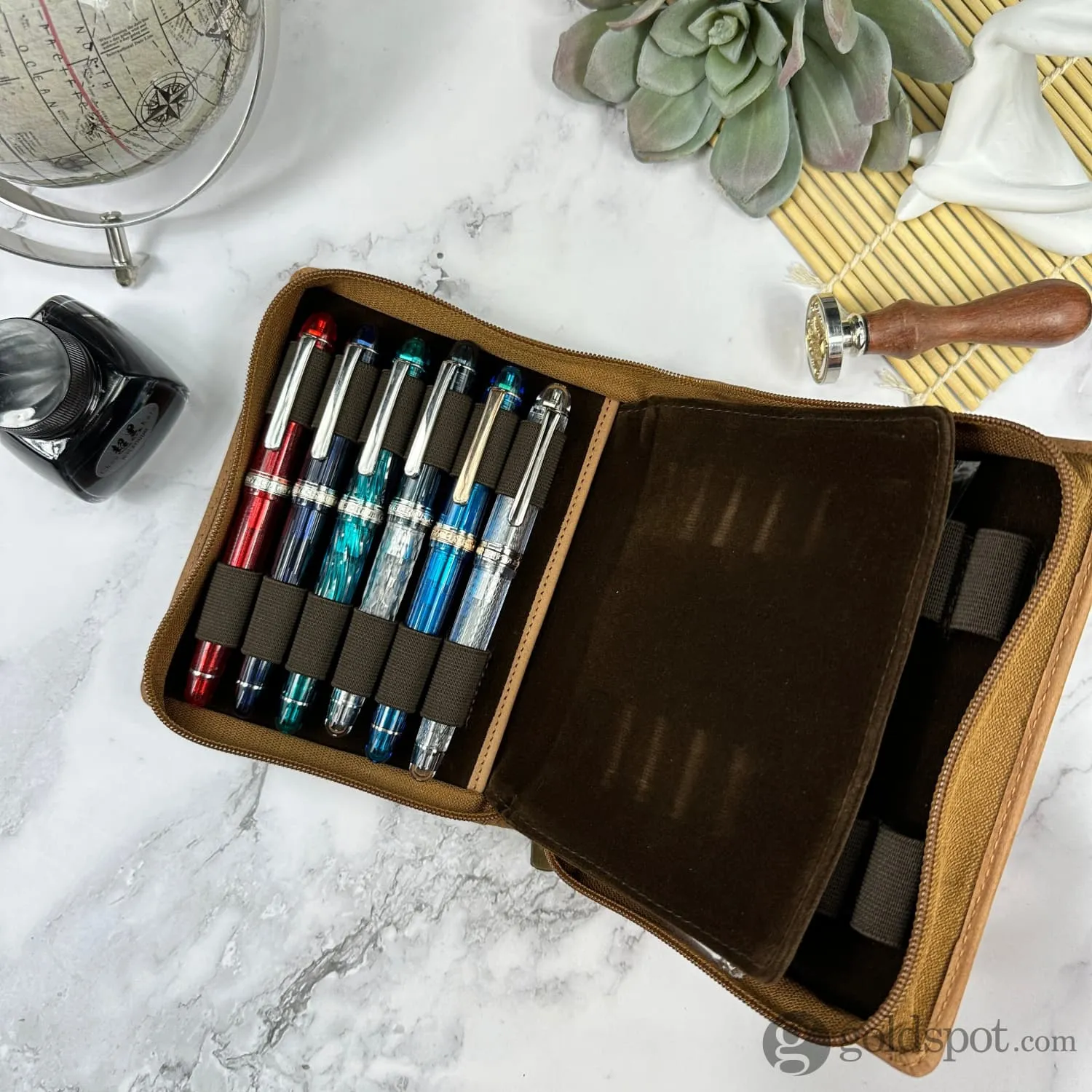 Girologio 12 Zippered Pen Case in Saddle Tan