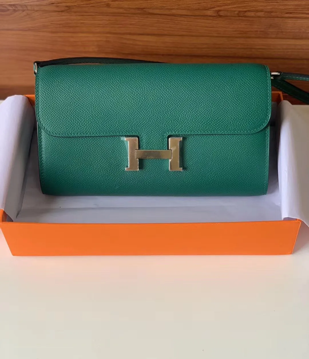 HM Constance Epsom Long To Go Wallet Green For Women, Wallet 8.1in/21cm
