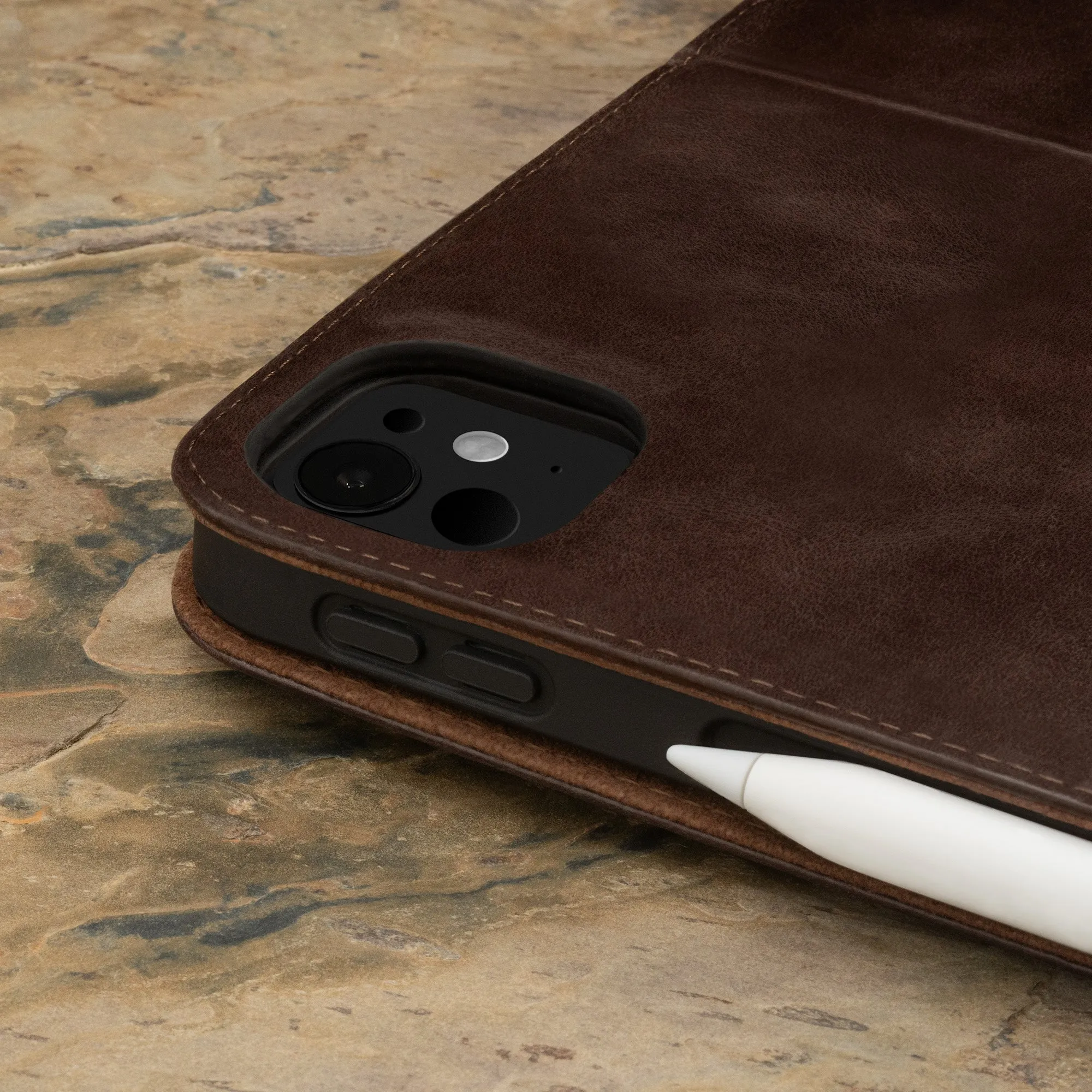 iPad Pro 13" Leather Case (M4, 2024)