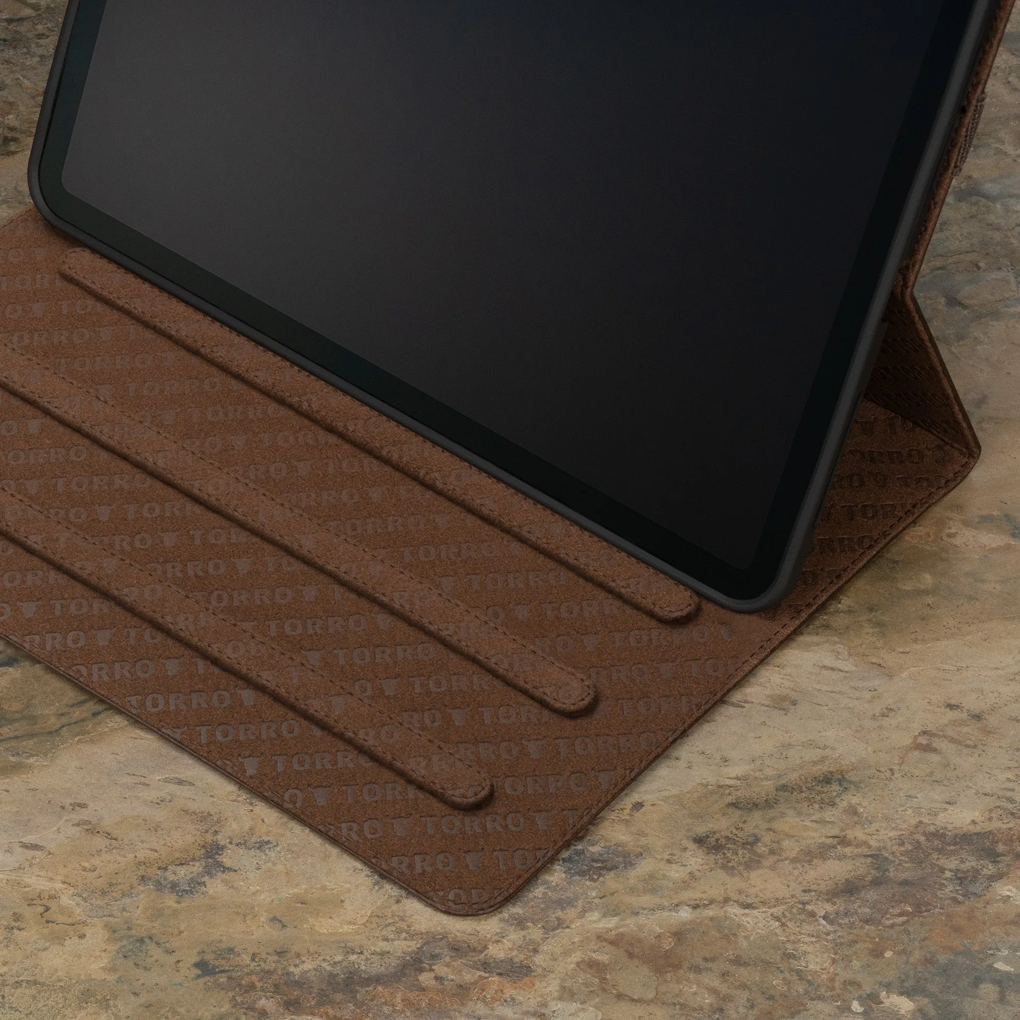iPad Pro 13" Leather Case (M4, 2024)