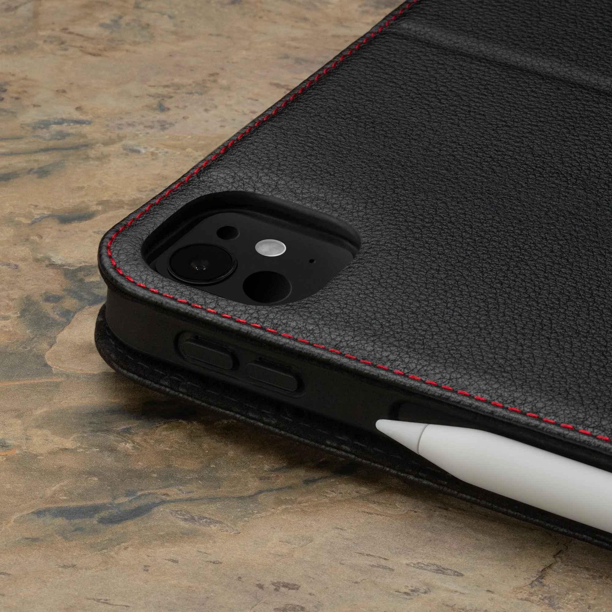 iPad Pro 13" Leather Case (M4, 2024)