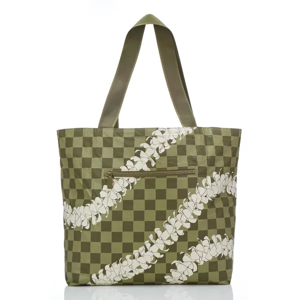 Overlei Day Tripper / Limu Olive